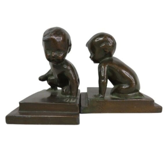 Pair of 2 Vintage 1929 BBC Louise Wilder Bronze Washed CRAWLING BABY Bookends - Picture 1 of 5